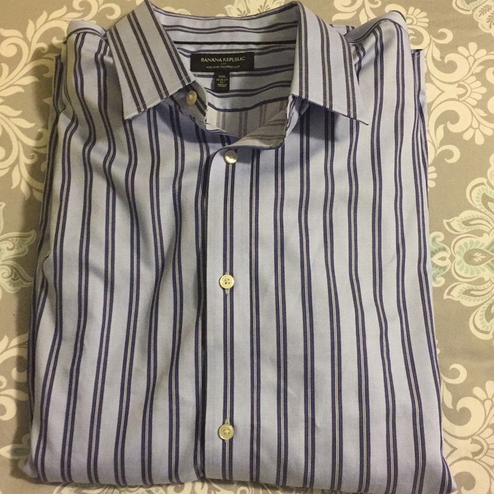 Men’s Banana Republic non iron tailored slim shirt